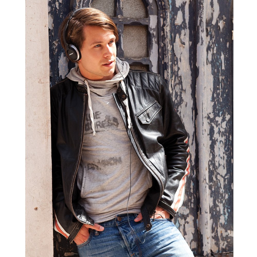 【新品・未使用】Bose OE2i audio headphones WH Amazon.co.jp: Bose OE2 audio headphones ブラック (オンイヤータイプ